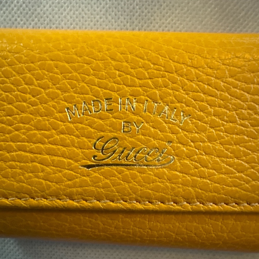 Gucci Mustard Leather Key Holder